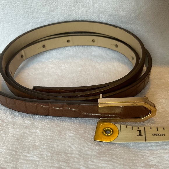 **Free with Purchase** Brown Belt Vegan Leather with Snake Skin Pattern - Picture 11 of 11